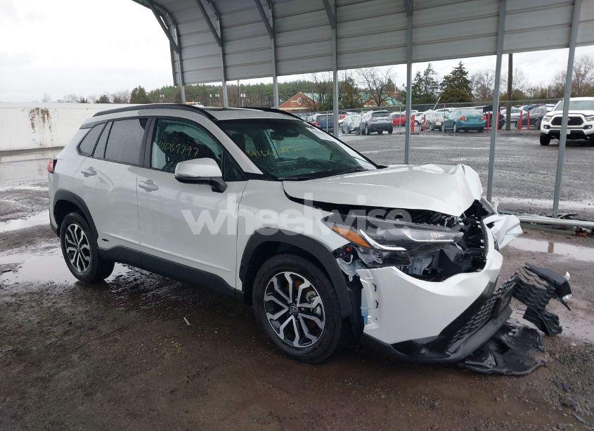 2024 Toyota Corolla CROSS HYBRID SE (VIN 7MUFBABG6RV038871) main photo