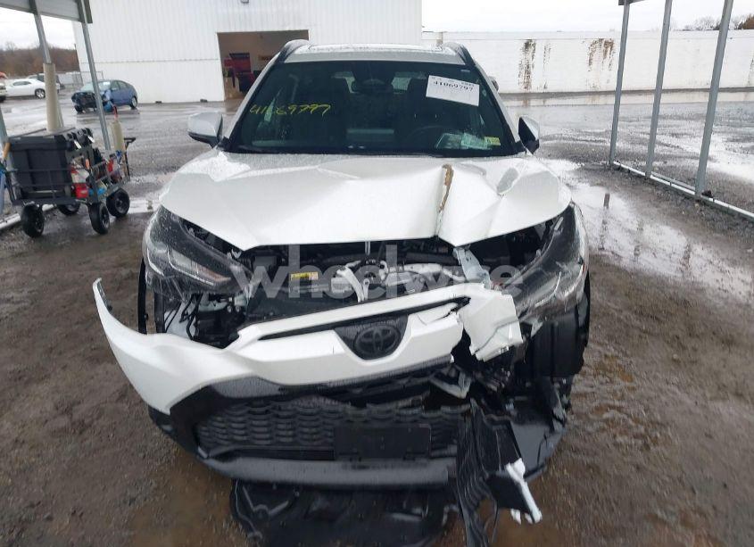 Photo 12 of 2024 Toyota Corolla CROSS HYBRID SE (VIN 7MUFBABG6RV038871)