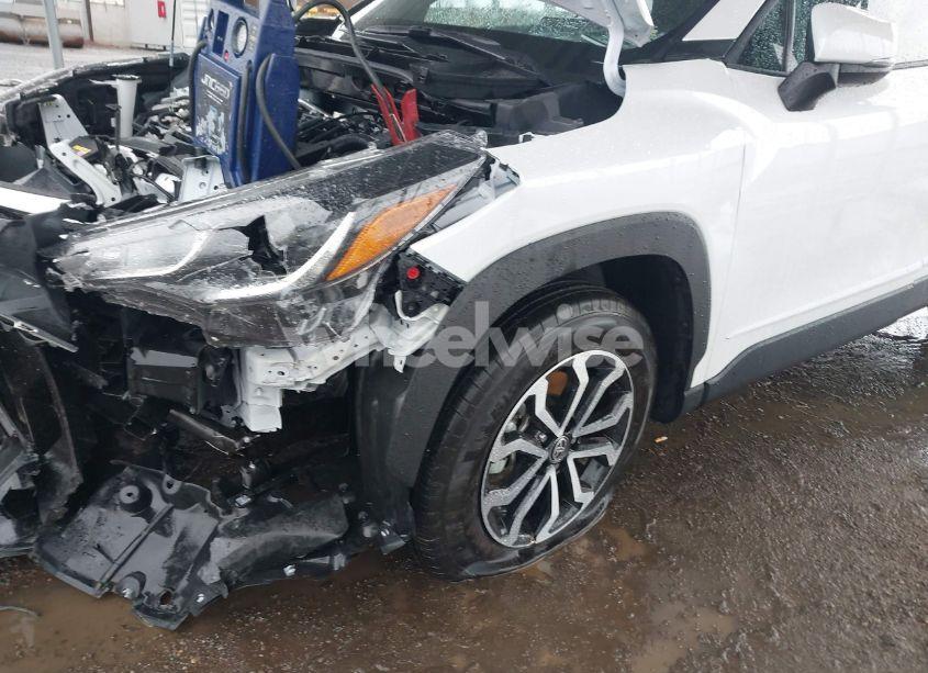 Photo 6 of 2024 Toyota Corolla CROSS HYBRID SE (VIN 7MUFBABG6RV038871)