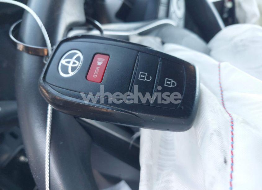 Photo 11 of 2023 Toyota Corolla CROSS HYBRID SE (VIN 7MUFBABG7PV005942)