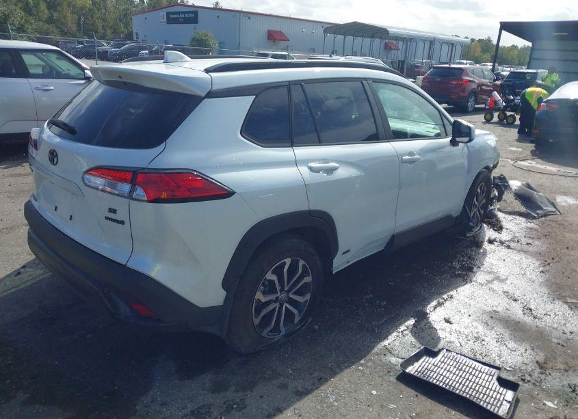Photo 4 of 2023 Toyota Corolla CROSS HYBRID SE (VIN 7MUFBABG7PV011496)