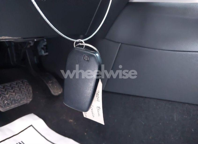 Photo 11 of 2024 Toyota Corolla CROSS HYBRID XSE (VIN 7MUFBABG7RV021934)