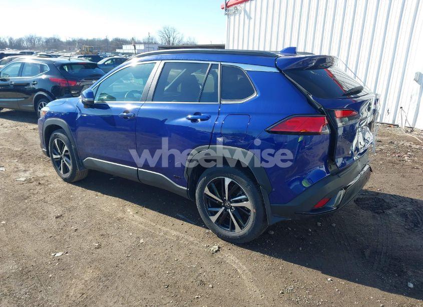 Photo 3 of 2024 Toyota Corolla CROSS HYBRID XSE (VIN 7MUFBABG7RV021934)