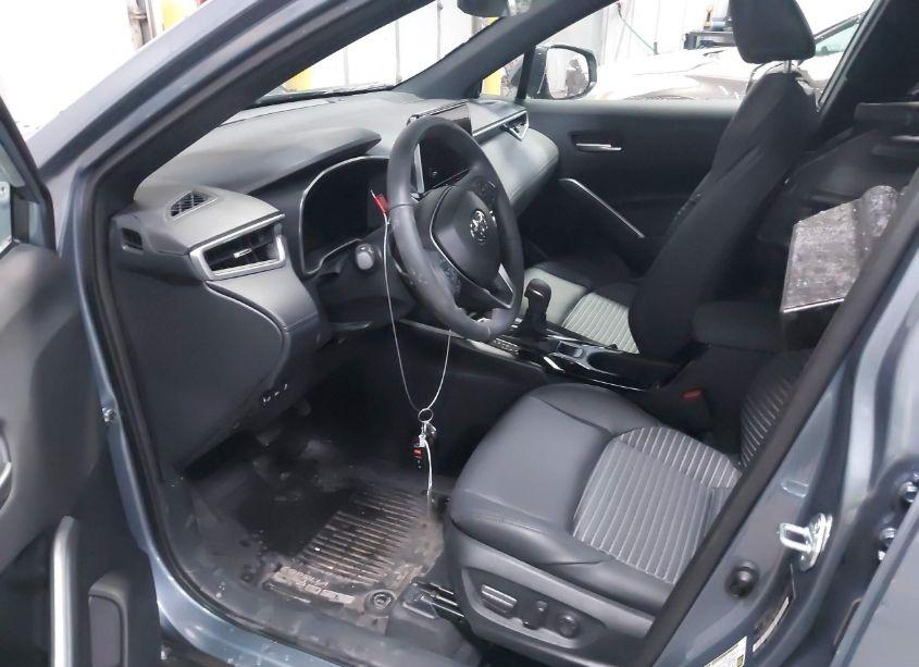 Photo 5 of 2024 Toyota Corolla CROSS HYBRID XSE (VIN 7MUFBABG7RV038359)