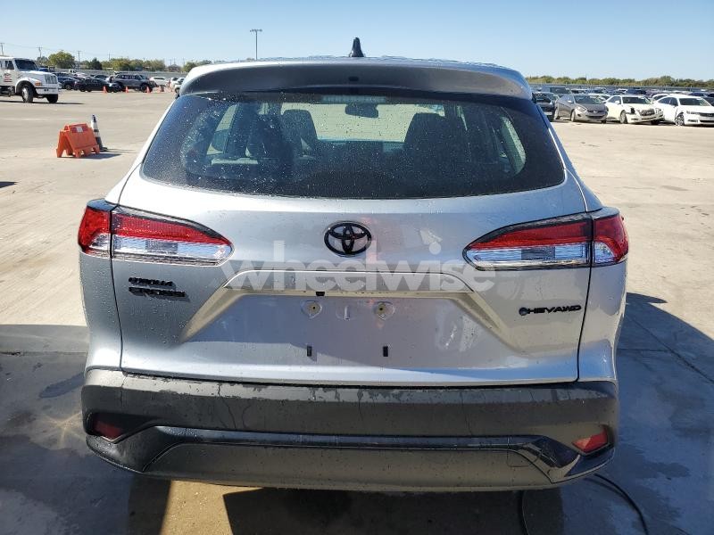 Photo 10 of 2025 TOYOTA COROLLA CROSS SE (VIN 7MUFBABG7SV081038)