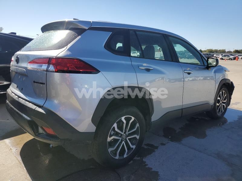 Photo 2 of 2025 TOYOTA COROLLA CROSS SE (VIN 7MUFBABG7SV081038)