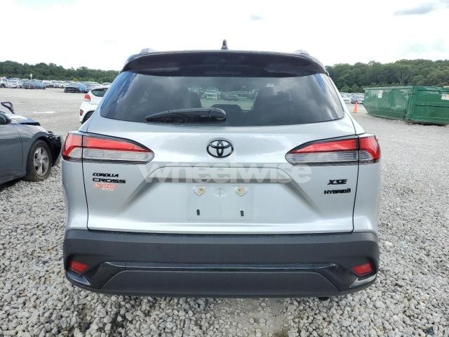 Photo 6 of 2023 TOYOTA COROLLA CROSS LE (VIN 7MUFBABG8PV014312)