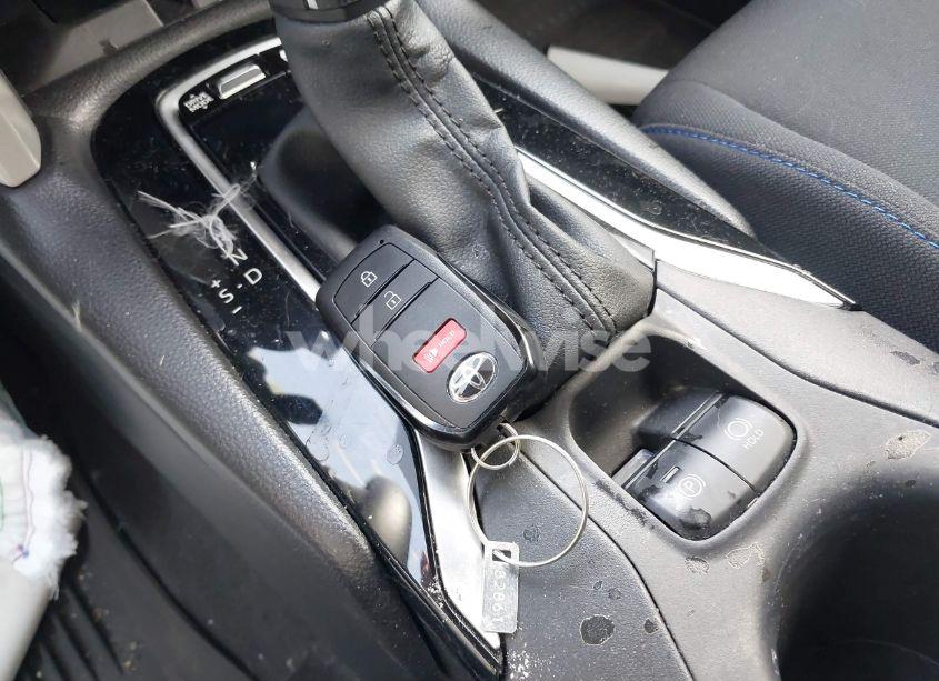 Photo 11 of 2024 Toyota Corolla CROSS HYBRID SE (VIN 7MUFBABG8RV038516)