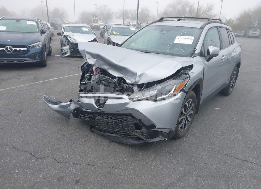 Photo 2 of 2024 Toyota Corolla CROSS HYBRID SE (VIN 7MUFBABG8RV038516)