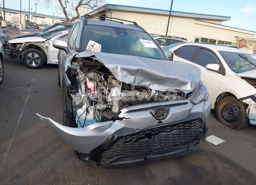 Photo 6 of 2024 Toyota Corolla CROSS HYBRID SE (VIN 7MUFBABG8RV038516)