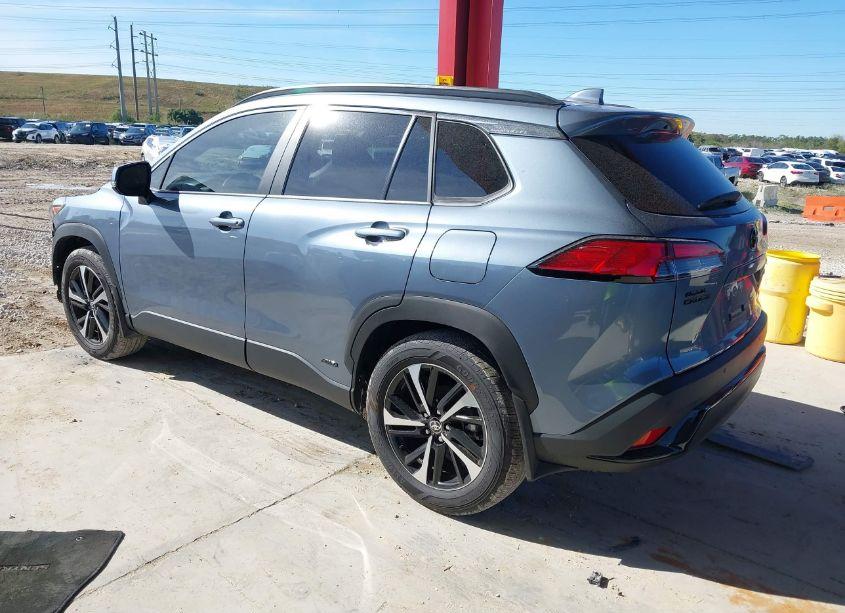 Photo 3 of 2024 Toyota Corolla CROSS HYBRID XSE (VIN 7MUFBABG8RV047989)