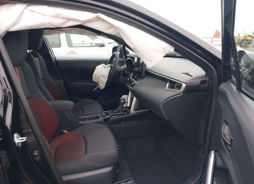 Photo 5 of 2024 Toyota Corolla CROSS HYBRID NIGHTSHADE EDITION (VIN 7MUFBABG8RV054960)