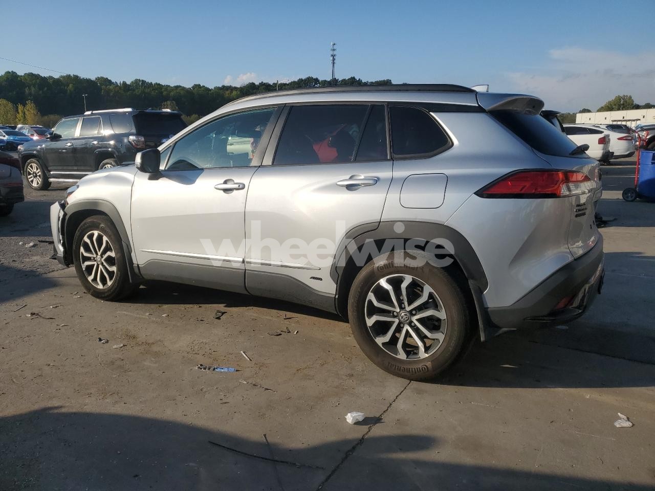 Photo 2 of 2023 TOYOTA COROLLA CROSS LE (VIN 7MUFBABG9PV011211)