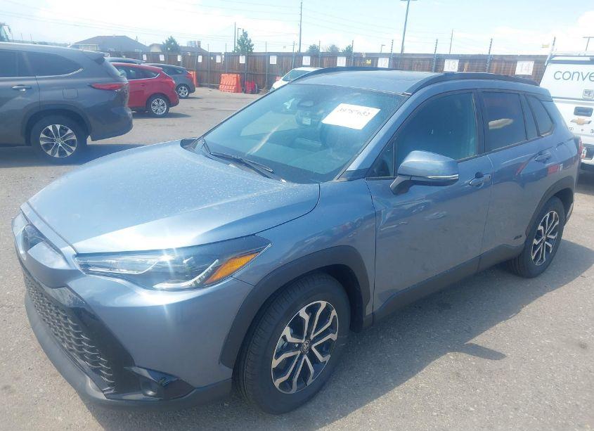 Photo 2 of 2024 Toyota Corolla CROSS HYBRID SE (VIN 7MUFBABG9RV020610)