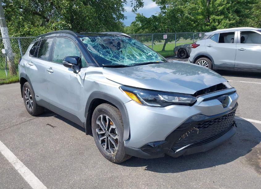2024 Toyota Corolla CROSS HYBRID SE (VIN 7MUFBABG9RV021952) main photo