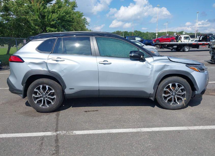 Photo 13 of 2024 Toyota Corolla CROSS HYBRID SE (VIN 7MUFBABG9RV021952)