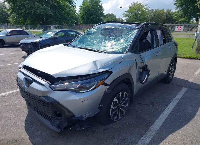 Photo 2 of 2024 Toyota Corolla CROSS HYBRID SE (VIN 7MUFBABG9RV021952)
