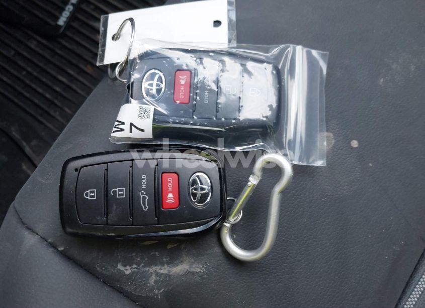 Photo 11 of 2024 Toyota Corolla CROSS HYBRID XSE (VIN 7MUFBABGXRV063045)