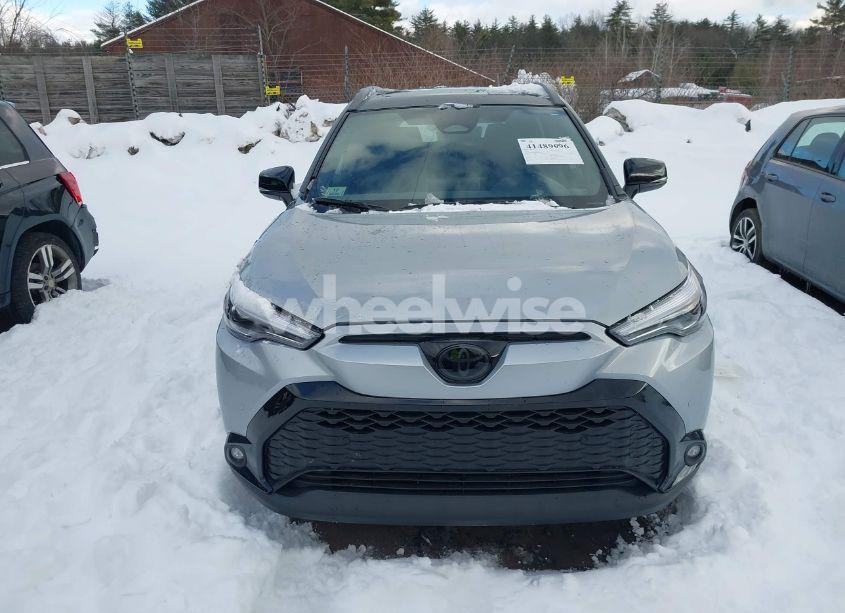 Photo 12 of 2024 Toyota Corolla CROSS HYBRID XSE (VIN 7MUFBABGXRV063045)