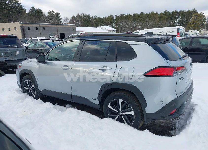 Photo 14 of 2024 Toyota Corolla CROSS HYBRID XSE (VIN 7MUFBABGXRV063045)