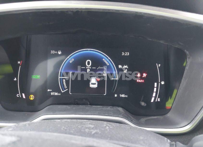 Photo 7 of 2024 Toyota Corolla CROSS HYBRID XSE (VIN 7MUFBABGXRV063045)