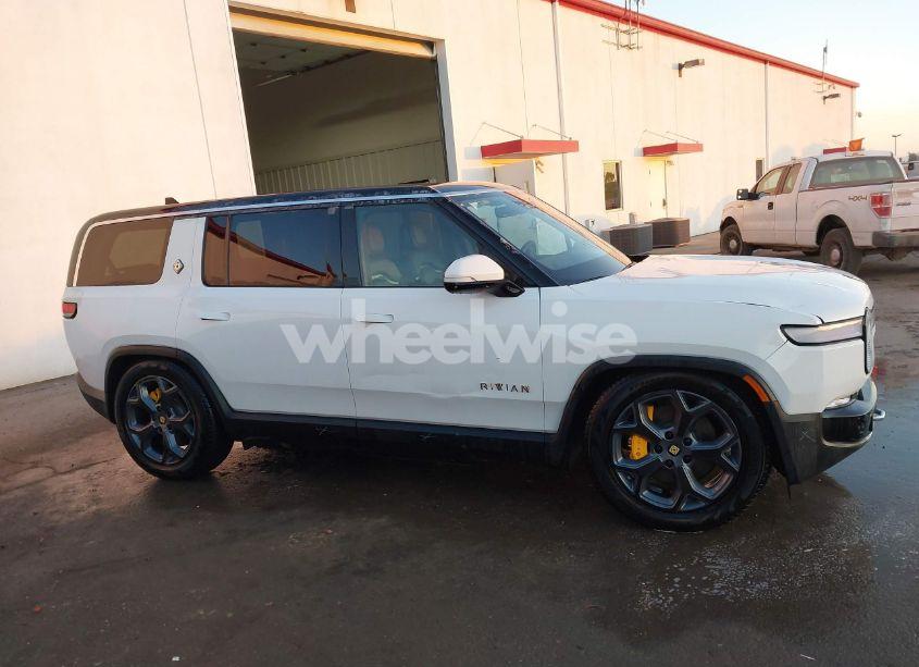 Photo 14 of 2023 Rivian R1s ADVENTURE (VIN 7PDSGABA3PN012049)