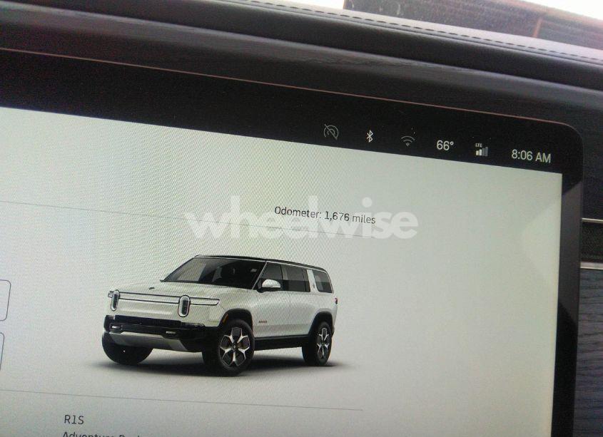 Photo 7 of 2023 Rivian R1s ADVENTURE (VIN 7PDSGABA3PN012049)