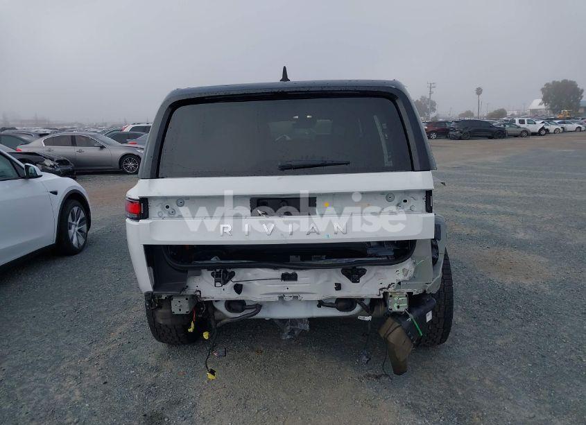 Photo 17 of 2023 Rivian R1s ADVENTURE (VIN 7PDSGABA8PN017893)