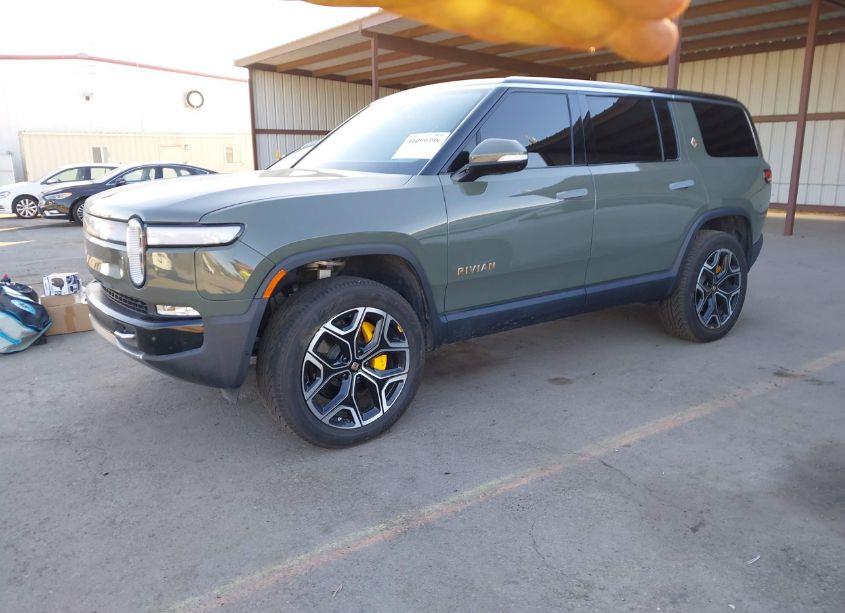 Photo 2 of 2023 Rivian R1s LAUNCH EDITION (VIN 7PDSGABL2PN003411)