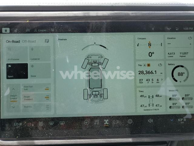 Photo 14 of 2023 RIVIAN R1S LAUNCH EDITION (VIN 7PDSGABL7PN010872)