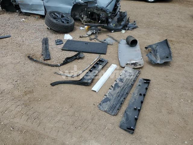 Photo 2 of 2023 RIVIAN R1S LAUNCH EDITION (VIN 7PDSGABL7PN010872)