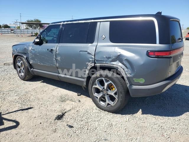 Photo 5 of 2022 RIVIAN R1S LAUNCH EDITION (VIN 7PDSGABLXNN002648)