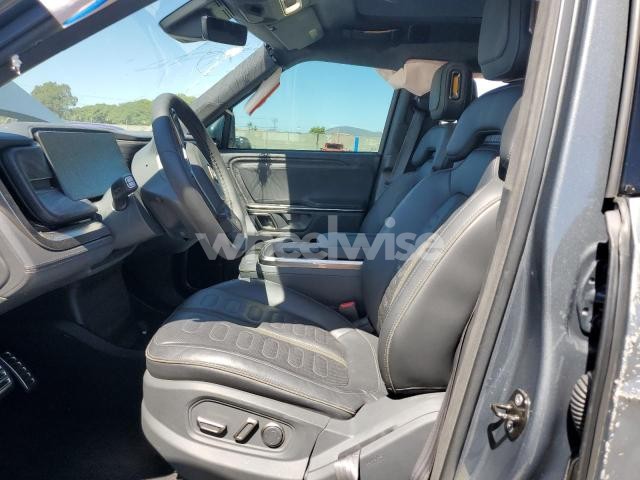 Photo 6 of 2022 RIVIAN R1S LAUNCH EDITION (VIN 7PDSGABLXNN002648)