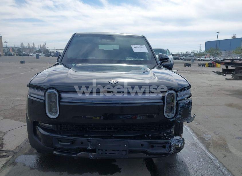 Photo 13 of 2025 Rivian R1s ADVENTURE DUAL MOTOR LARGE PACK/ADVENTURE DUAL MOTOR MAX PACK (VIN 7PDSGBBA5SN055497)