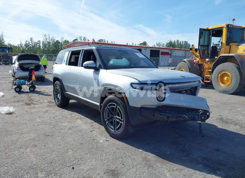 2025 Rivian R1s ADVENTURE (VIN 7PDSGBBA8SN046891) main photo