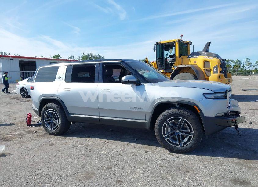 Photo 12 of 2025 Rivian R1s ADVENTURE (VIN 7PDSGBBA8SN046891)