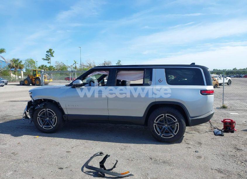 Photo 13 of 2025 Rivian R1s ADVENTURE (VIN 7PDSGBBA8SN046891)
