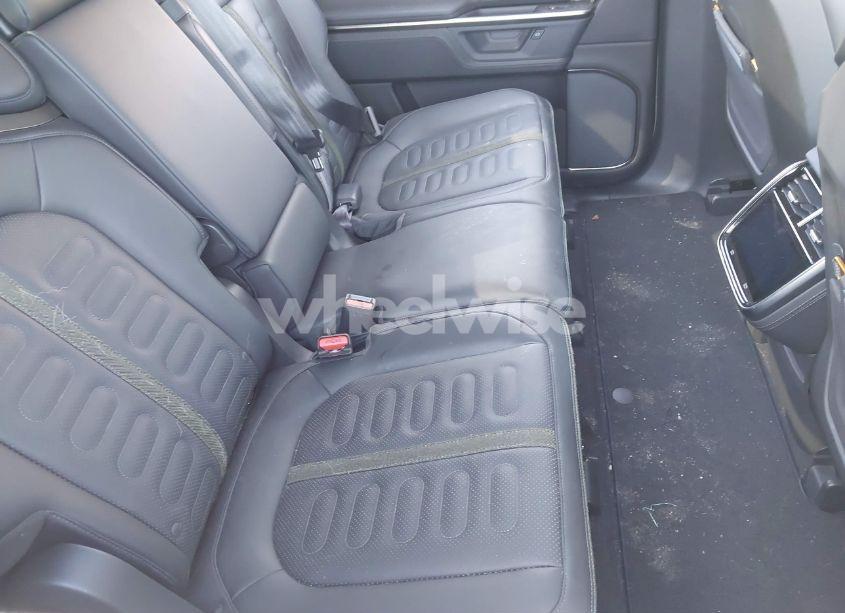 Photo 8 of 2025 Rivian R1s ADVENTURE (VIN 7PDSGBBA8SN046891)