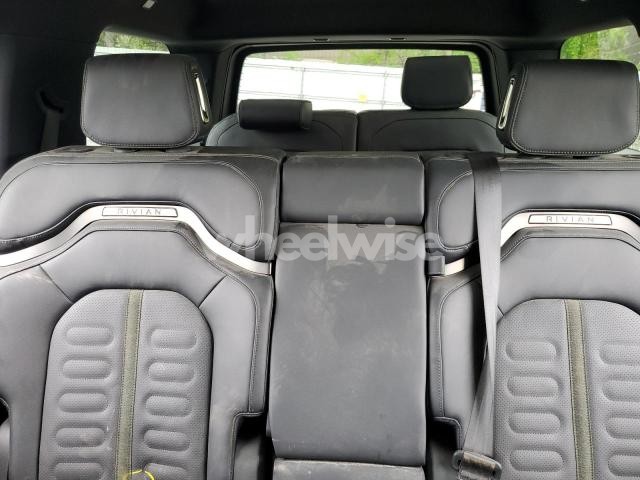 Photo 2 of 2025 RIVIAN R1S ADVENTURE (VIN 7PDSGBBA8SN069040)