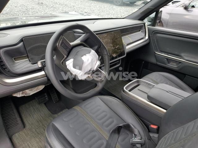 Photo 6 of 2025 RIVIAN R1S ADVENTURE (VIN 7PDSGBBA8SN069040)