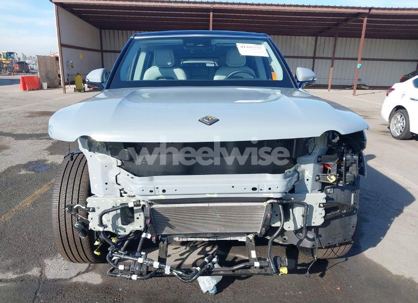 Photo 13 of 2025 Rivian R1s ADVENTURE DUAL MOTOR LARGE PACK/ADVENTURE DUAL MOTOR MAX PACK (VIN 7PDSGBBA9SN046978)