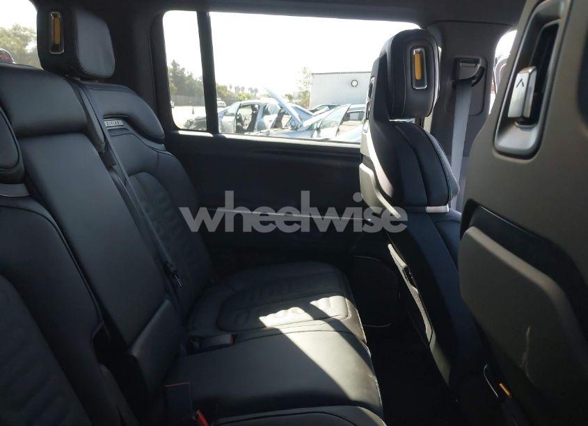 Photo 8 of 2025 Rivian R1s ADVENTURE DUAL MOTOR LARGE PACK/ADVENTURE DUAL MOTOR MAX PACK (VIN 7PDSGBBA9SN056202)