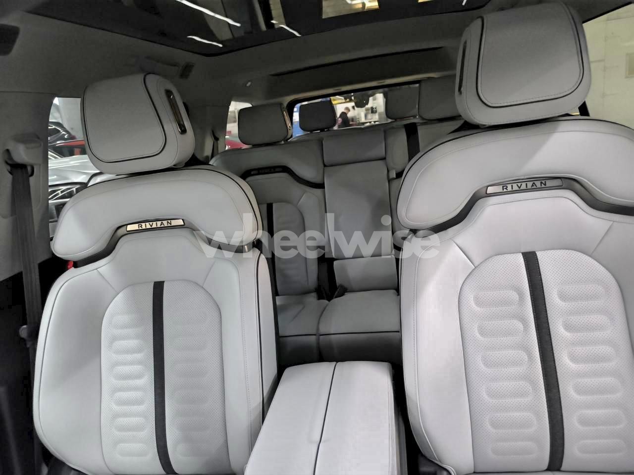 Photo 10 of 2024 RIVIAN R1S ADVENTURE (VIN 7PDSGCBA8RN037656)