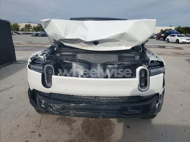 Photo 3 of 2026 RIVIAN R1S ADVENTURE N/A (VIN 7PDSGCBA9TN080149)