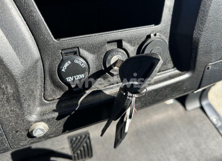 Photo 11 of 2024 Bintelli Beyond N/A (VIN 7R3BB4236RC005252)