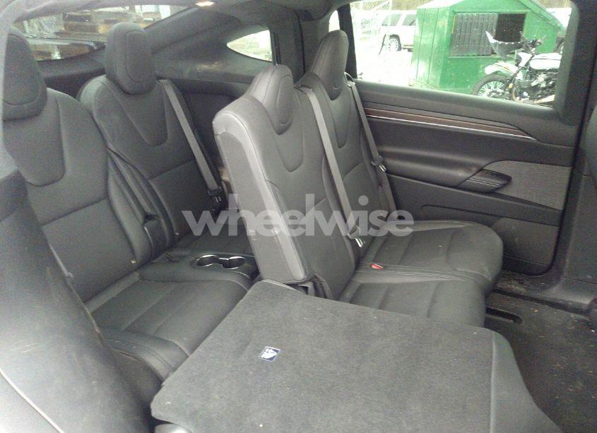 Photo 8 of 2024 Tesla Model X LONG RANGE (VIN 7SAXCAE51RF457496)