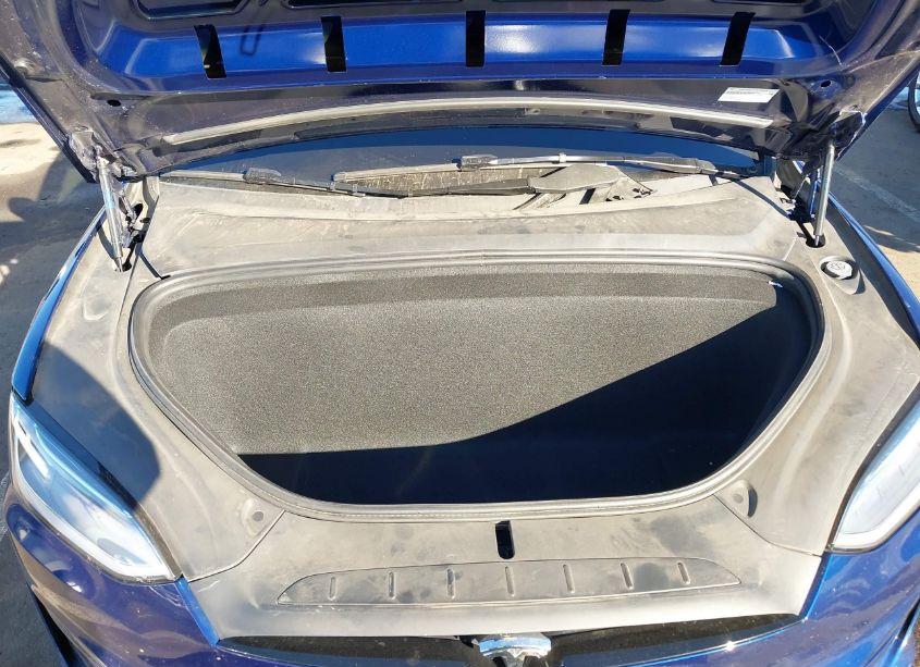 Photo 10 of 2023 Tesla Model X DUAL MOTOR ALL-WHEEL DRIVE/STANDARD RANGE (VIN 7SAXCAE58PF395981)