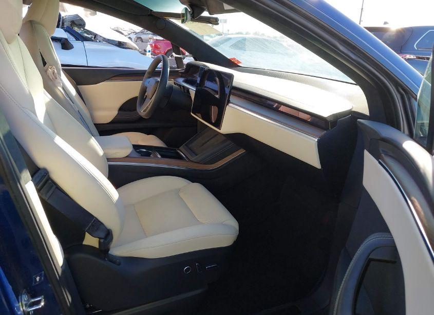 Photo 5 of 2023 Tesla Model X DUAL MOTOR ALL-WHEEL DRIVE/STANDARD RANGE (VIN 7SAXCAE58PF395981)