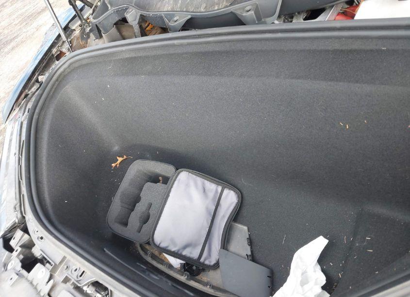 Photo 10 of 2022 Tesla Model X DUAL MOTOR ALL-WHEEL DRIVE (VIN 7SAXCBE52NF364650)