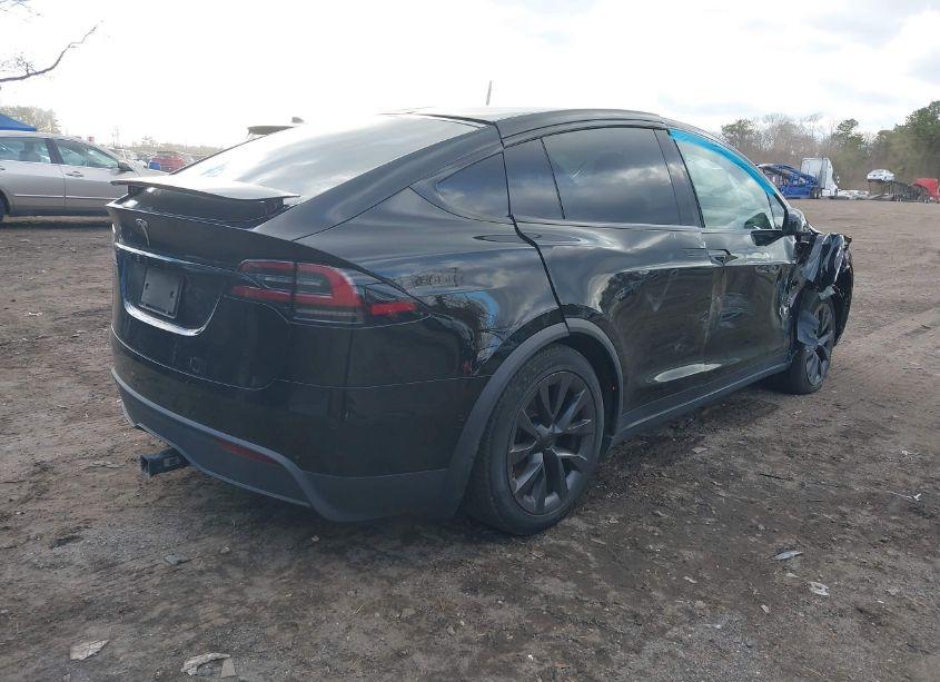 Photo 4 of 2022 Tesla Model X DUAL MOTOR ALL-WHEEL DRIVE (VIN 7SAXCBE52NF364650)